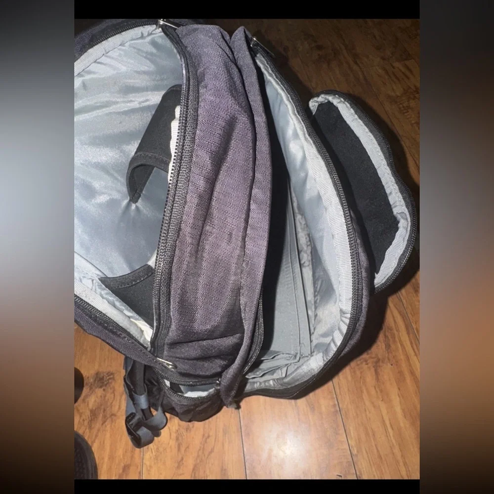 Eagle Creek Travel Gear Extra Large Hiking/Camping Backpack Black